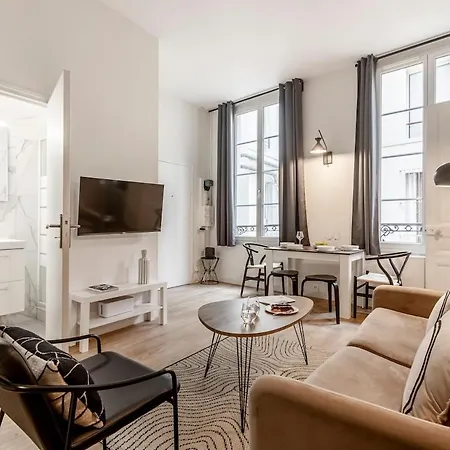 A11#républiquemarais1bedroomparis03ac Parigi